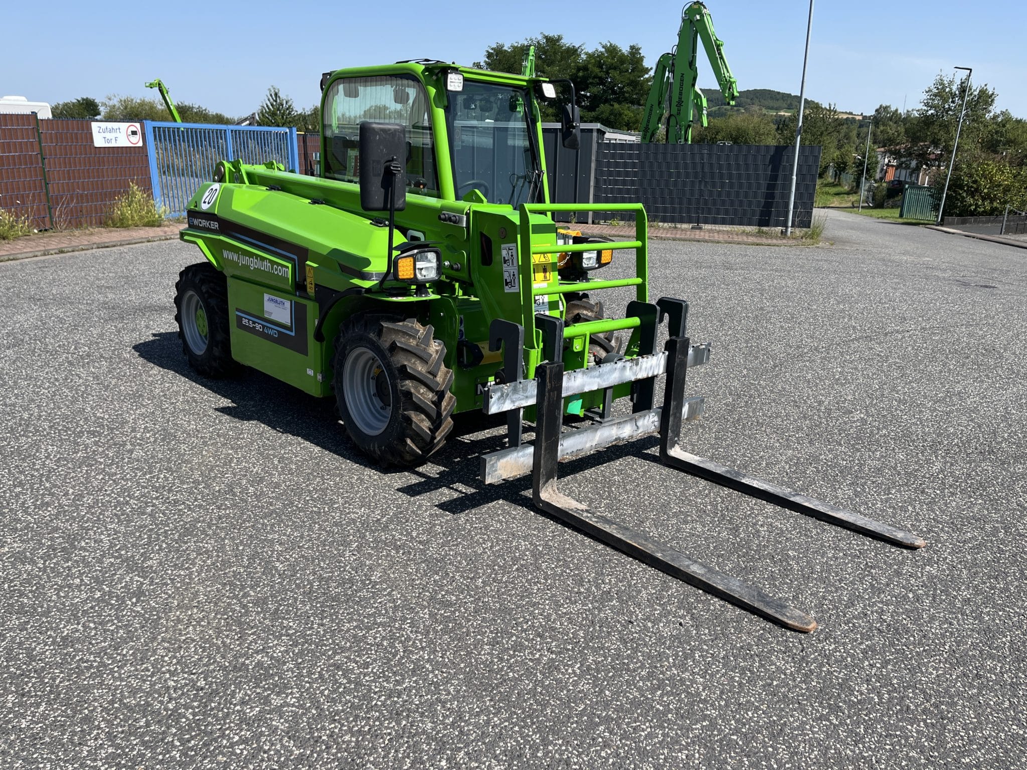 Gebrauchte Baumaschinen – Merlo FW25.5-90 Eworker