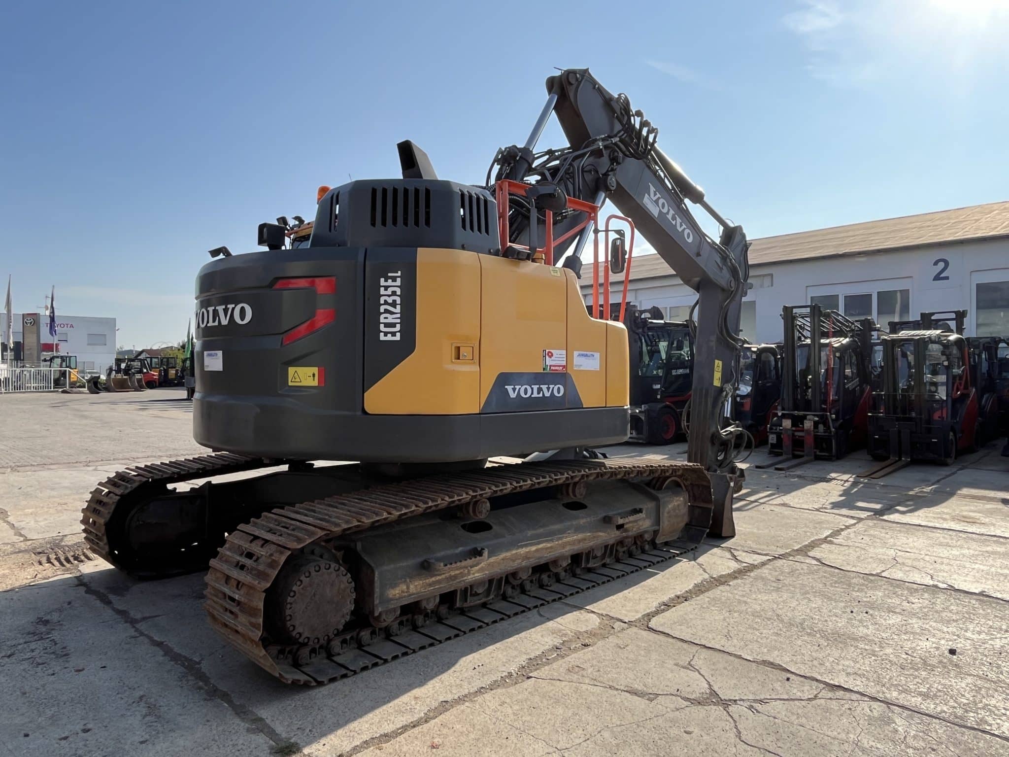 Gebrauchte Baumaschinen – Volvo ECR235EL