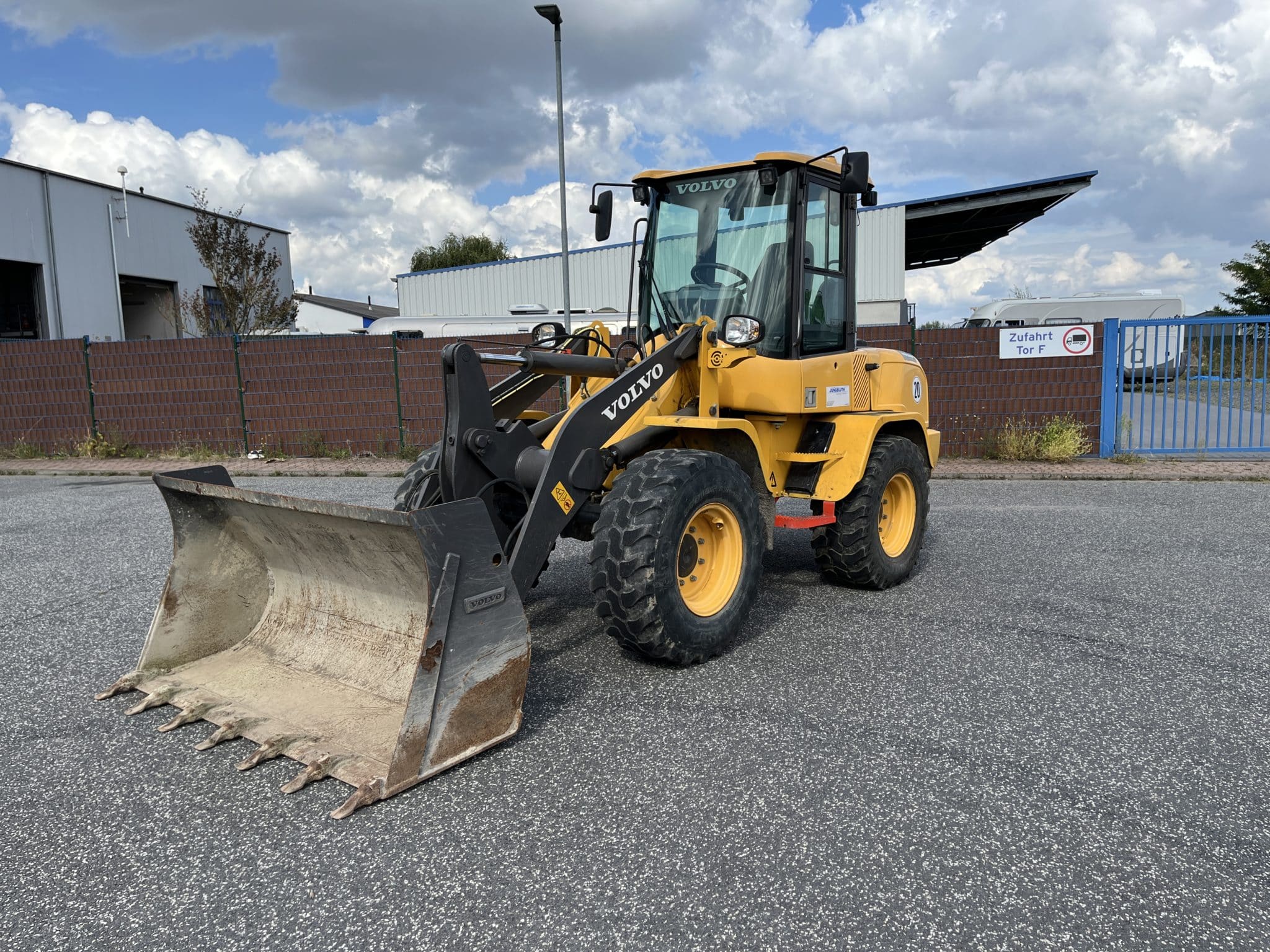 Gebrauchte Baumaschinen – Volvo L35G