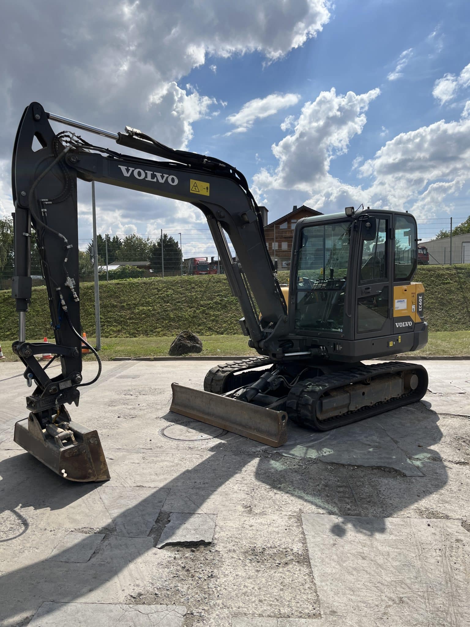 Gebrauchte Baumaschinen – Volvo EC60E