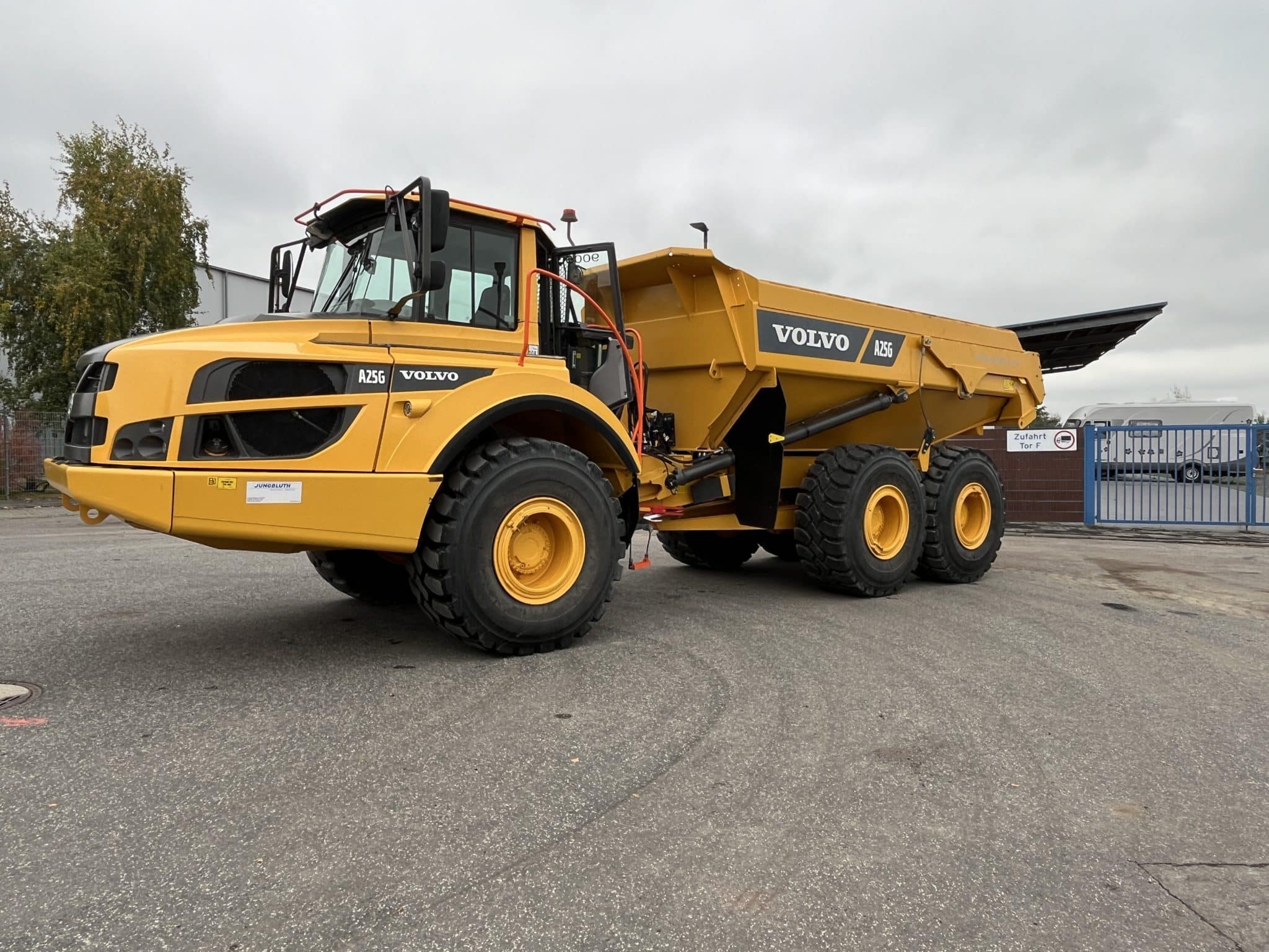 Gebrauchte Baumaschinen – Volvo A25G