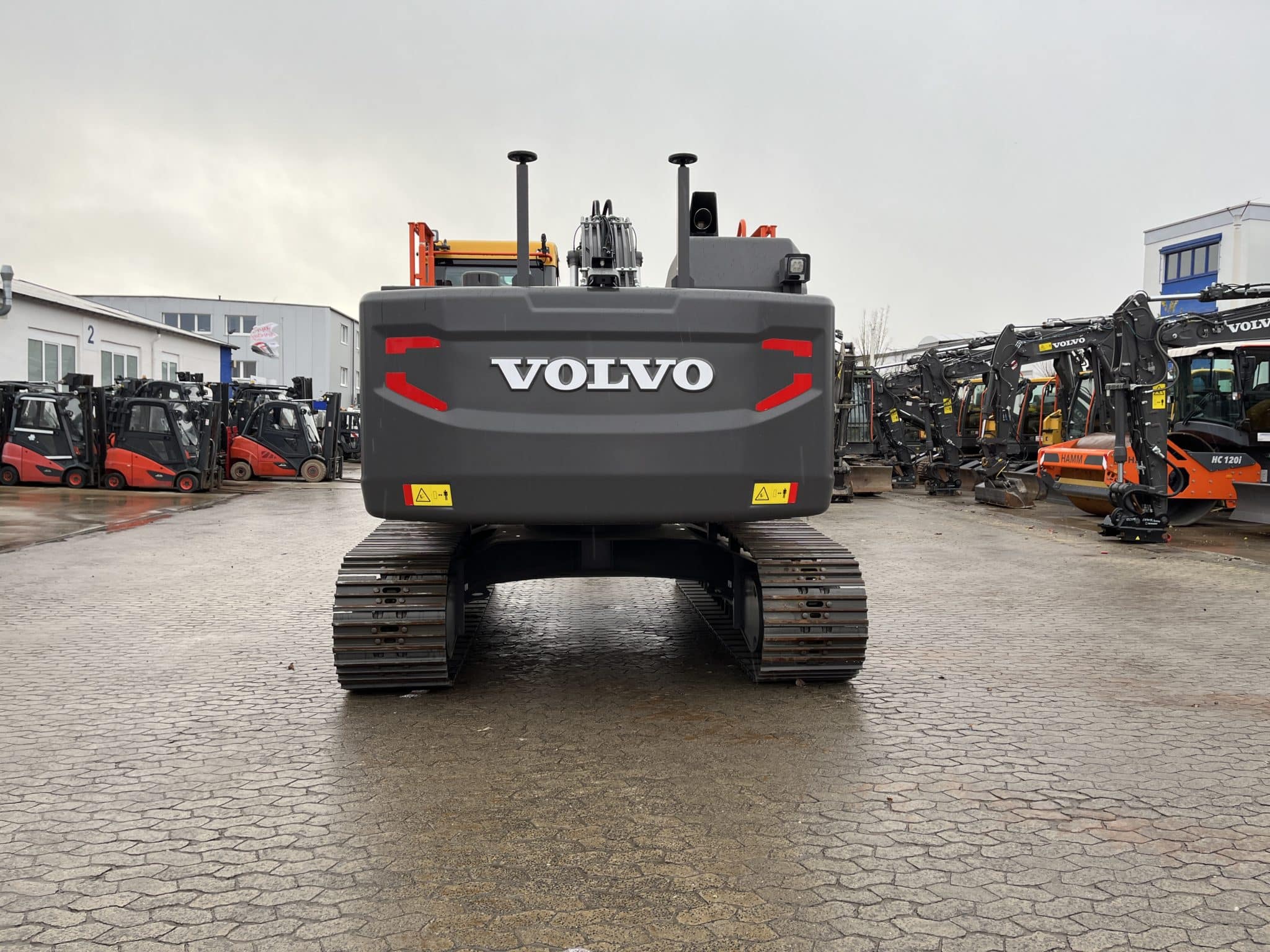 Gebrauchte Baumaschinen – Volvo EC220EL mit 2D Dig assist