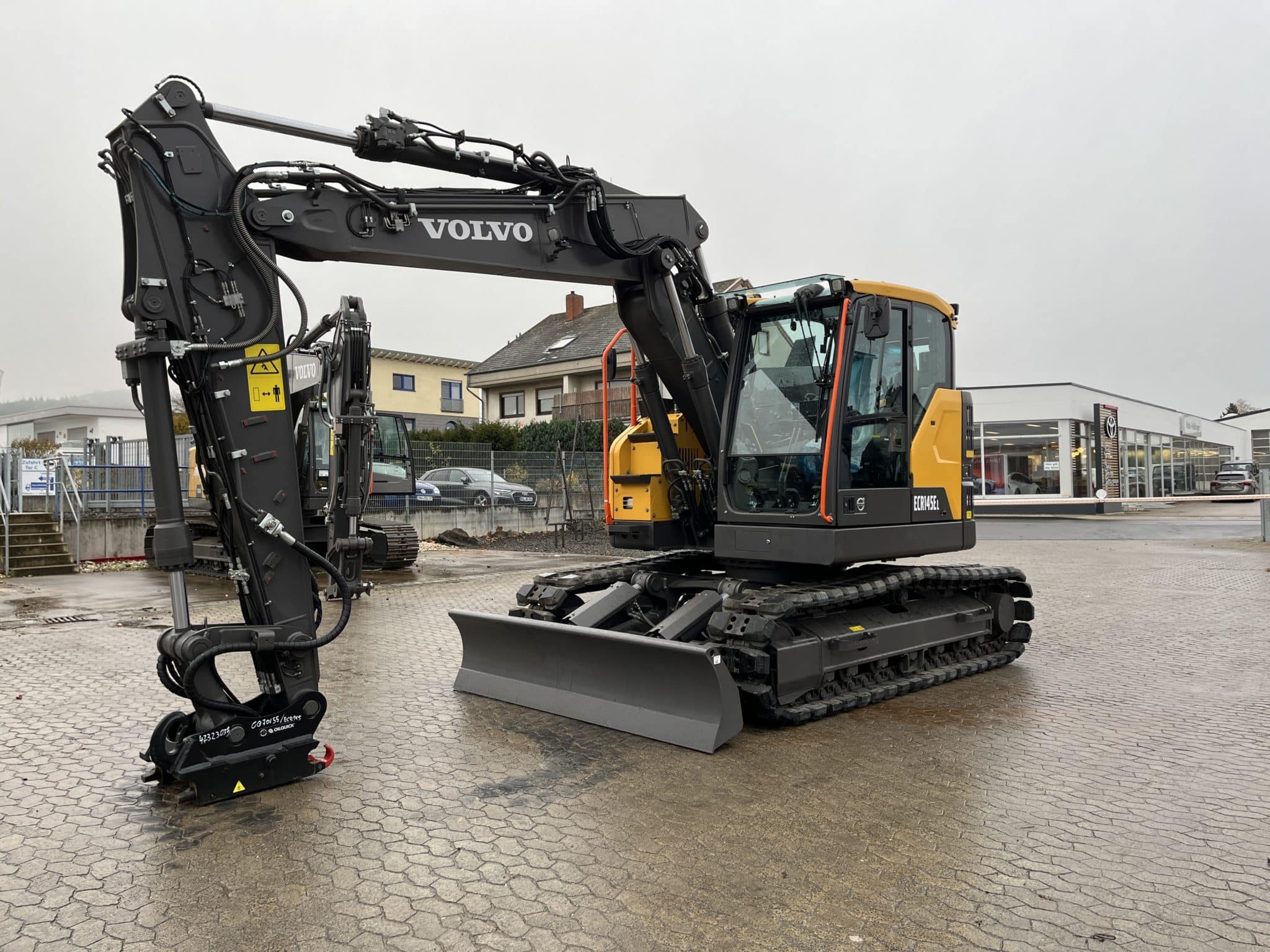 Gebrauchte Baumaschinen – Volvo ECR145EL mit OQ70/55