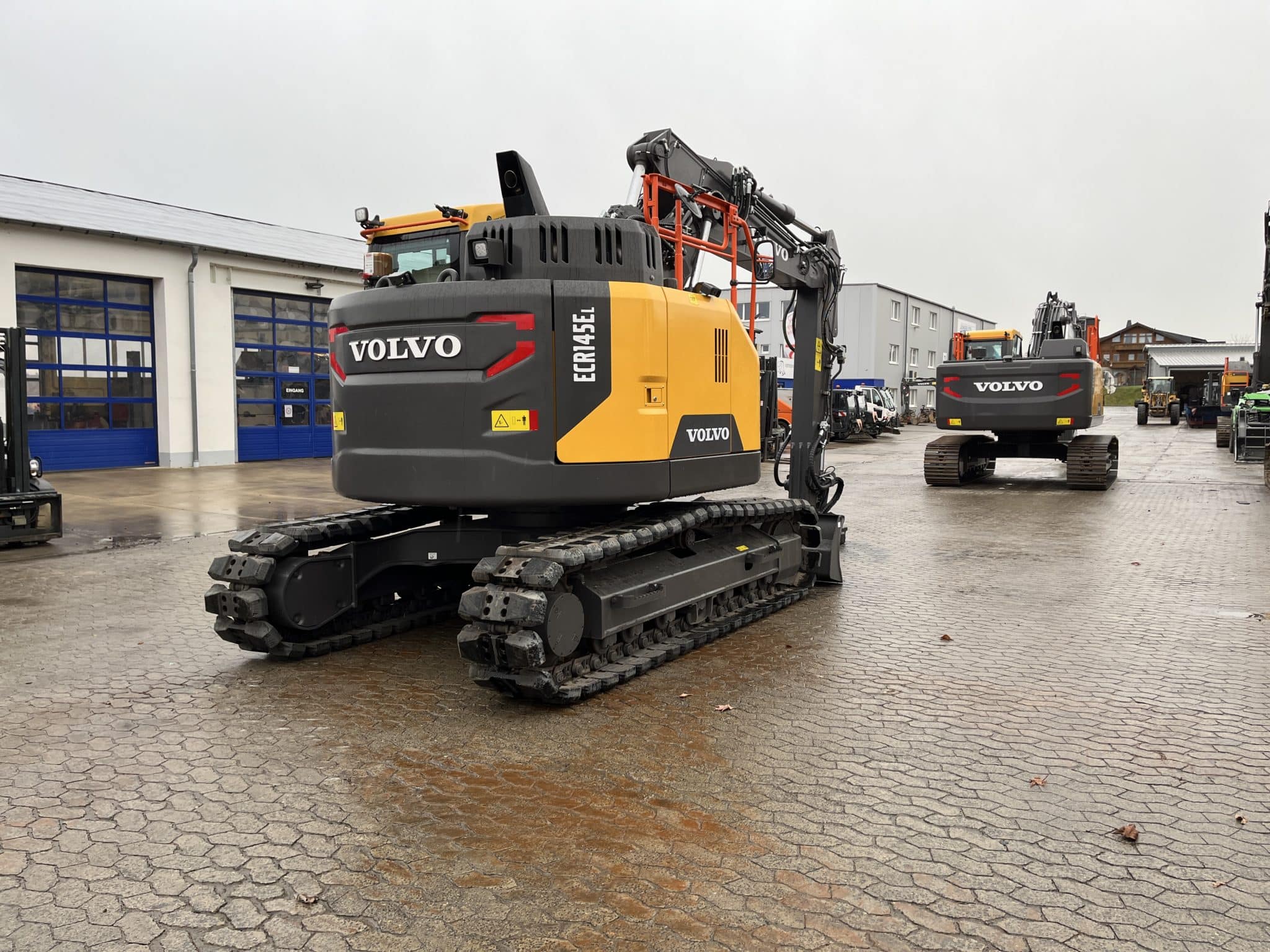 Gebrauchte Baumaschinen – Volvo ECR145EL mit OQ70/55