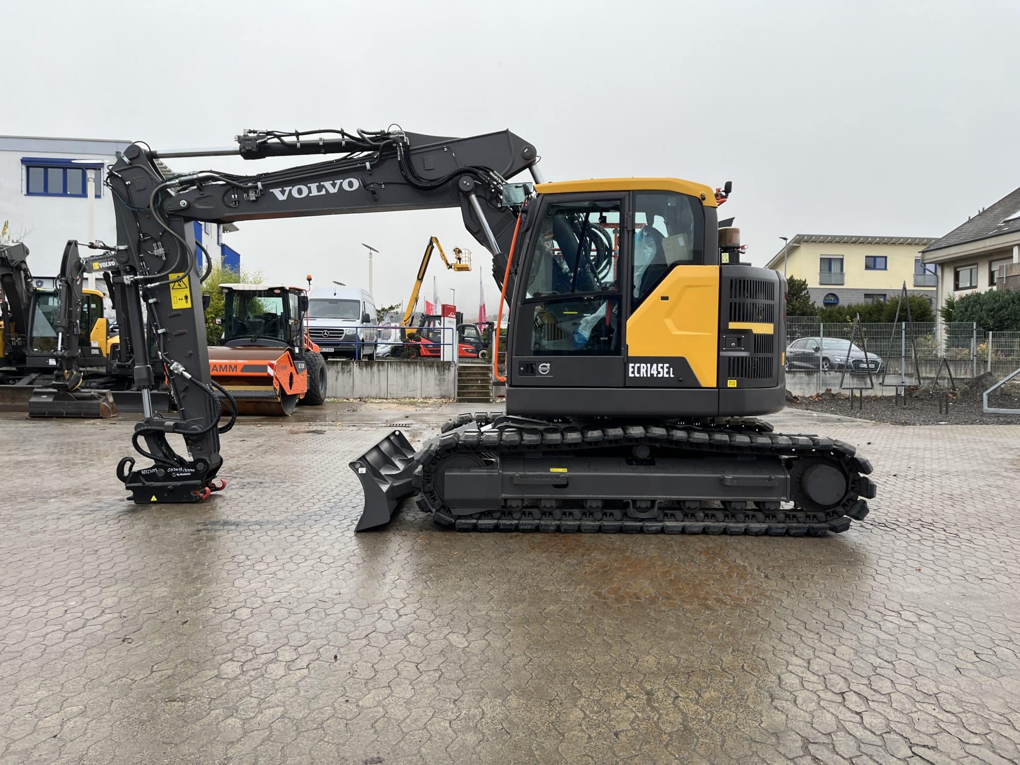 Gebrauchte Baumaschinen – Volvo ECR145EL mit OQ70/55