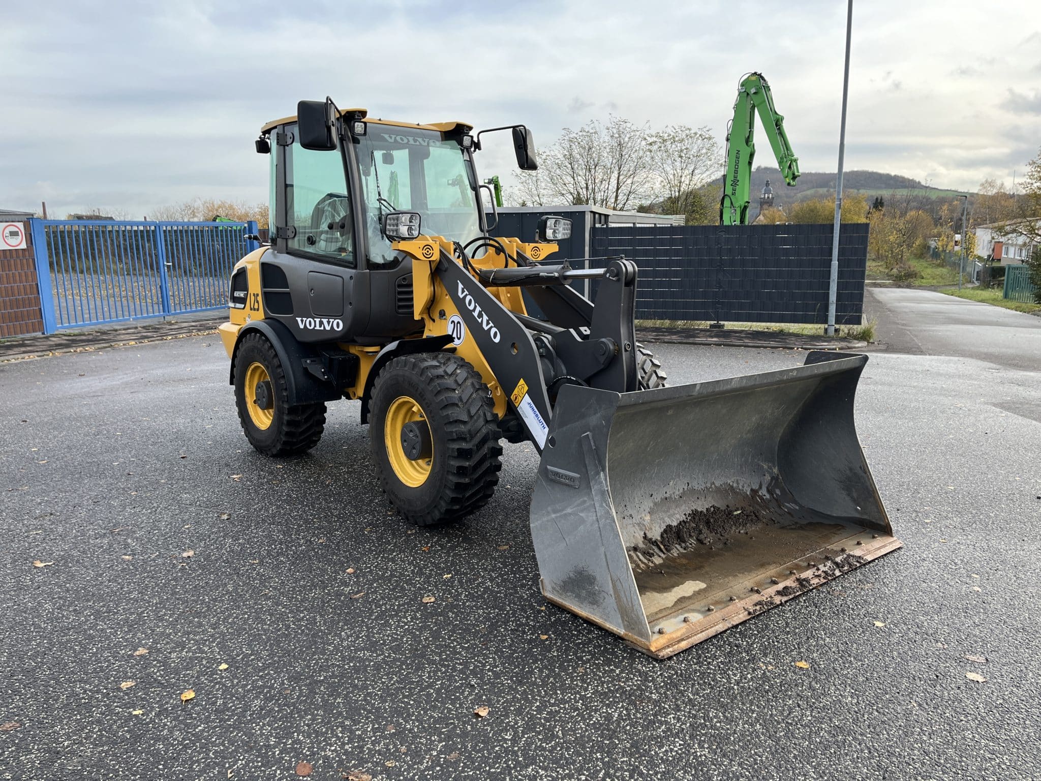 Gebrauchte Baumaschinen – Volvo JL25H