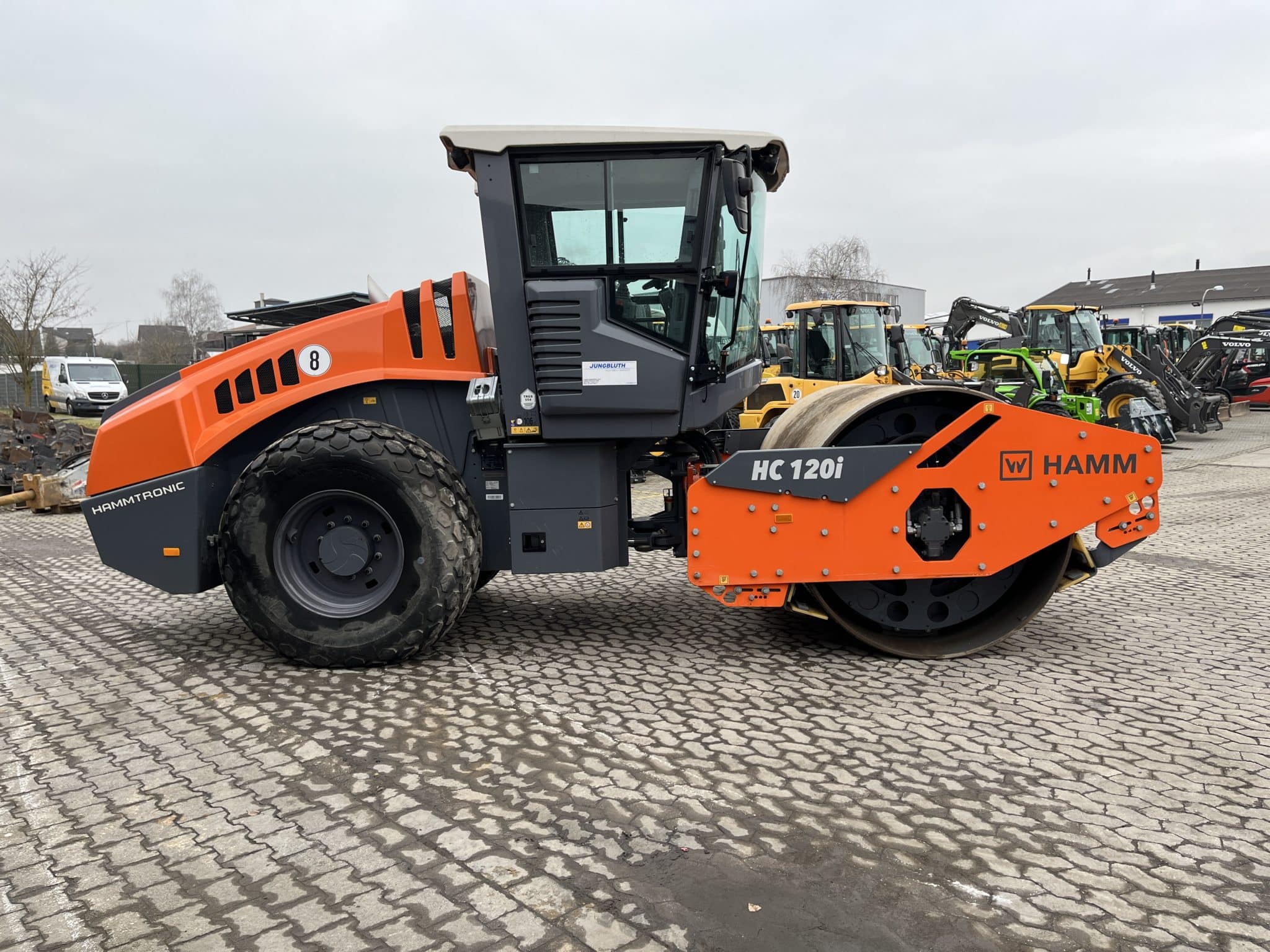 Gebrauchte Baumaschinen – Hamm HC120i