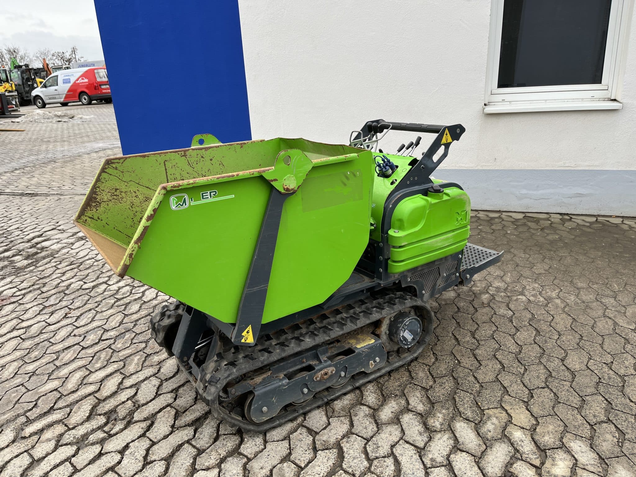 Gebrauchte Baumaschinen – Merlo Cingo M8