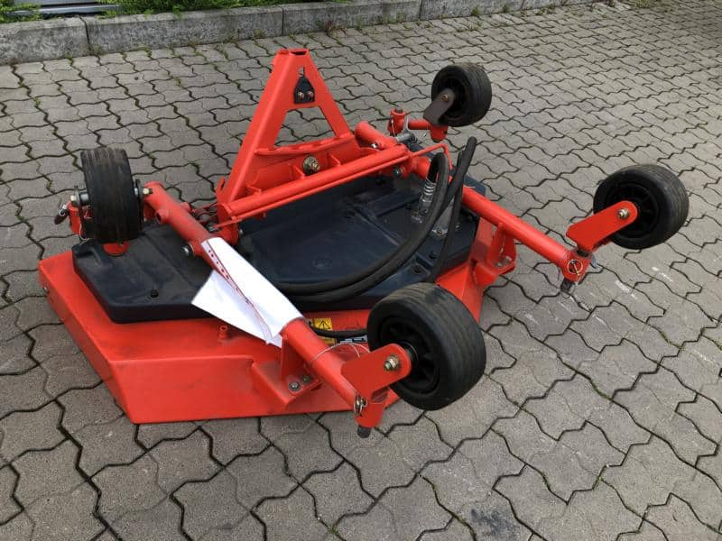 Gebrauchte Reinigungstechnik – Hako Rasenmäher