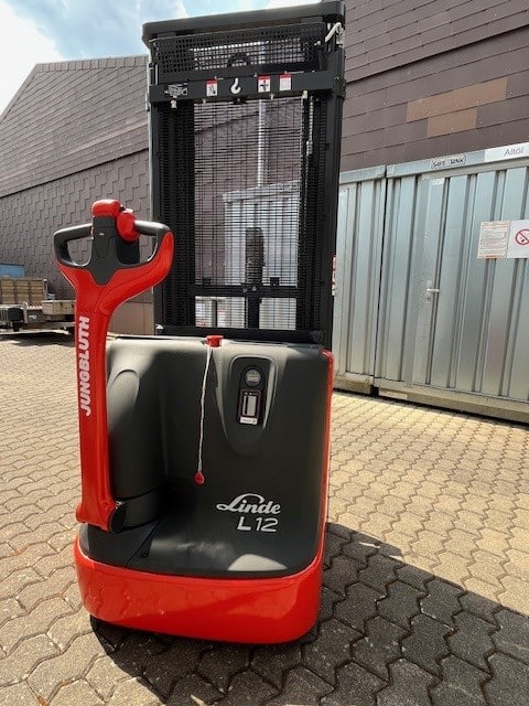 Gebrauchte Hochhubwagen – Linde L12i