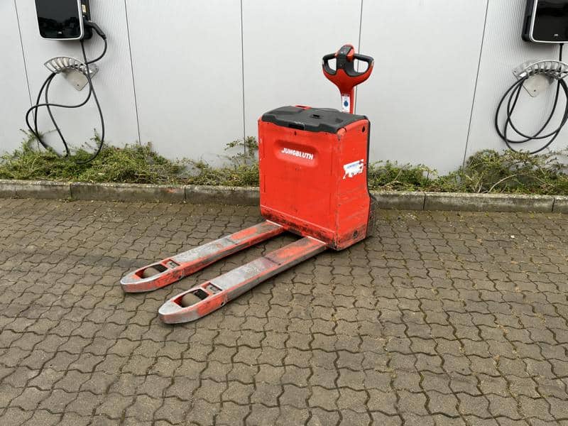 Gebrauchte Lagertechnik – Linde T16