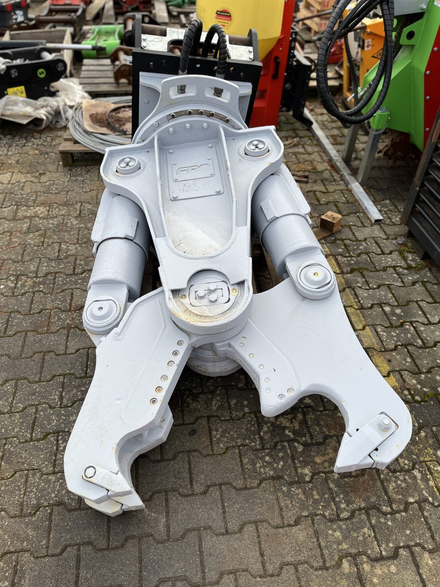 Gebrauchte Anbaugeräte – [div] Furukawa V-17M