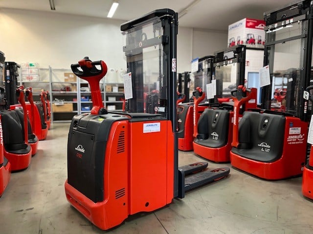 Gebrauchte Hochhubwagen – Linde D12