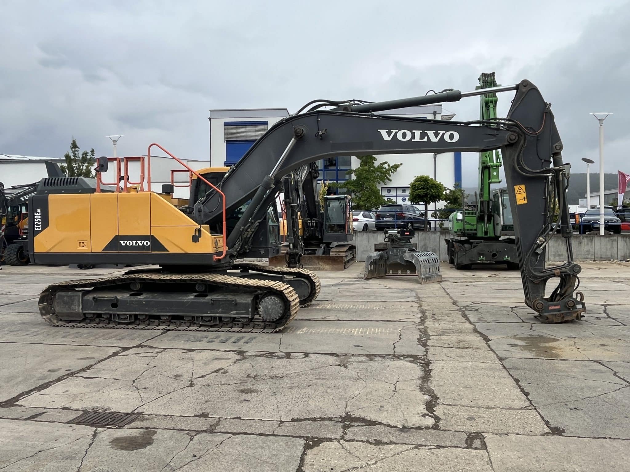 Gebrauchte Baumaschinen – Volvo EC250ENL