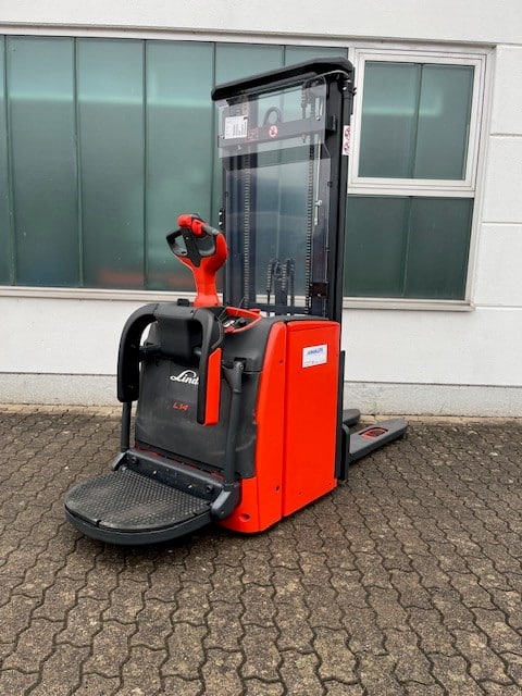 Gebrauchte Hochhubwagen – Linde L14AP