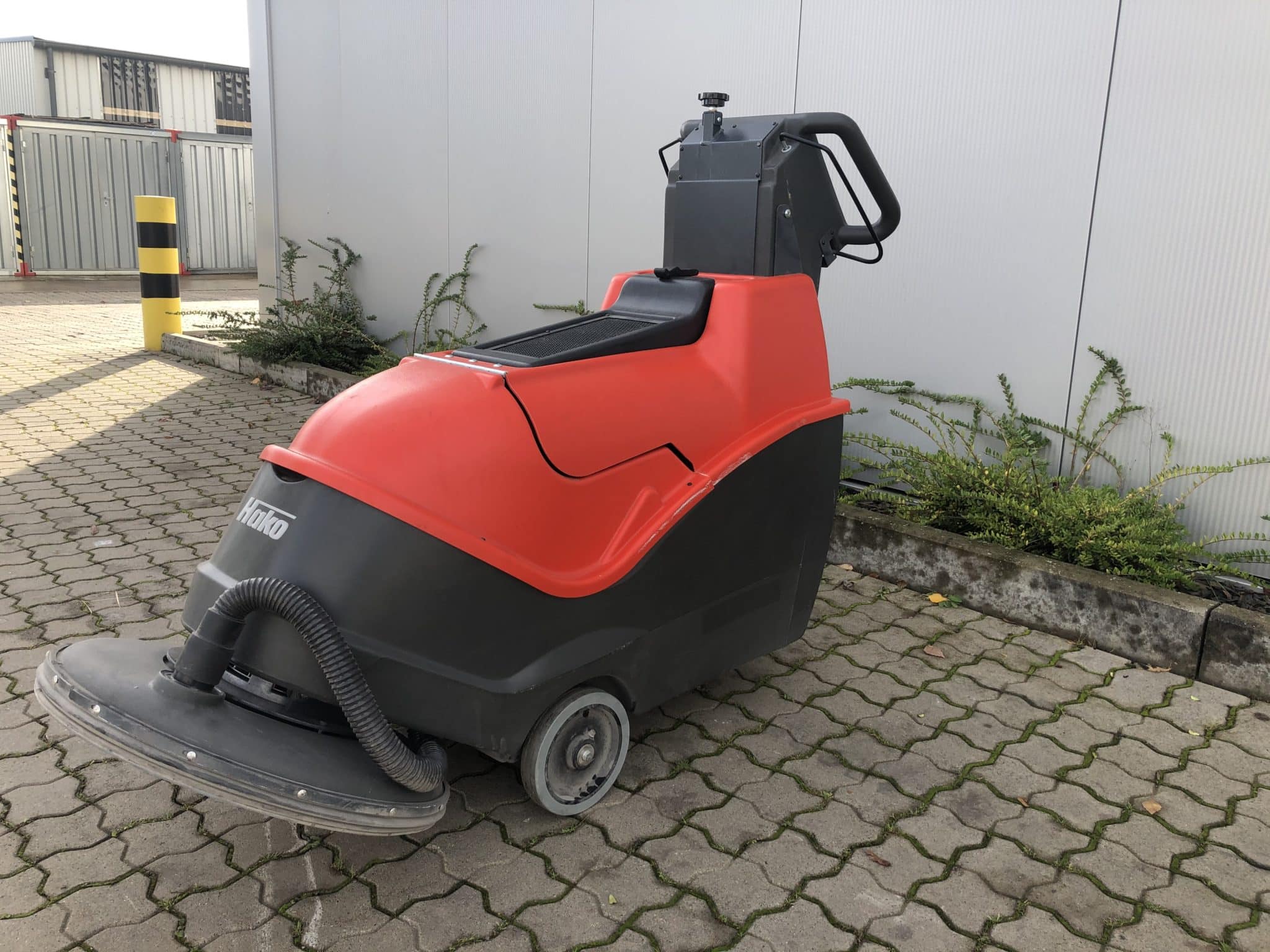 Gebrauchte Einscheibenmaschine – Hako Cleanserv PB51/2000 – Polierautomat