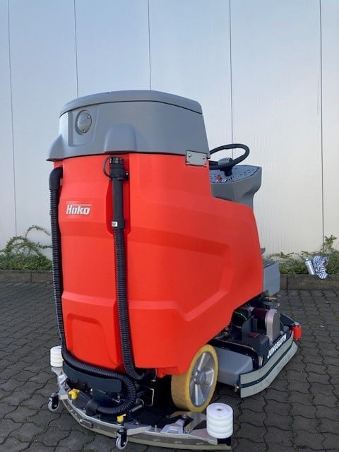 Gebrauchte Aufsitz-Scheuersaugmaschine – Hako Scrubmaster B120R WB850