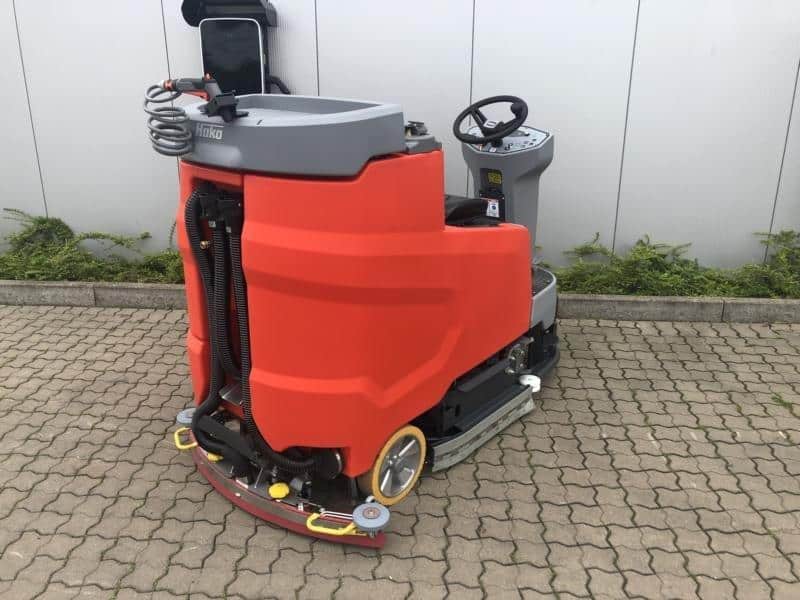 Gebrauchte Aufsitz-Scheuersaugmaschine – Hako Scrubmaster B175R TB900