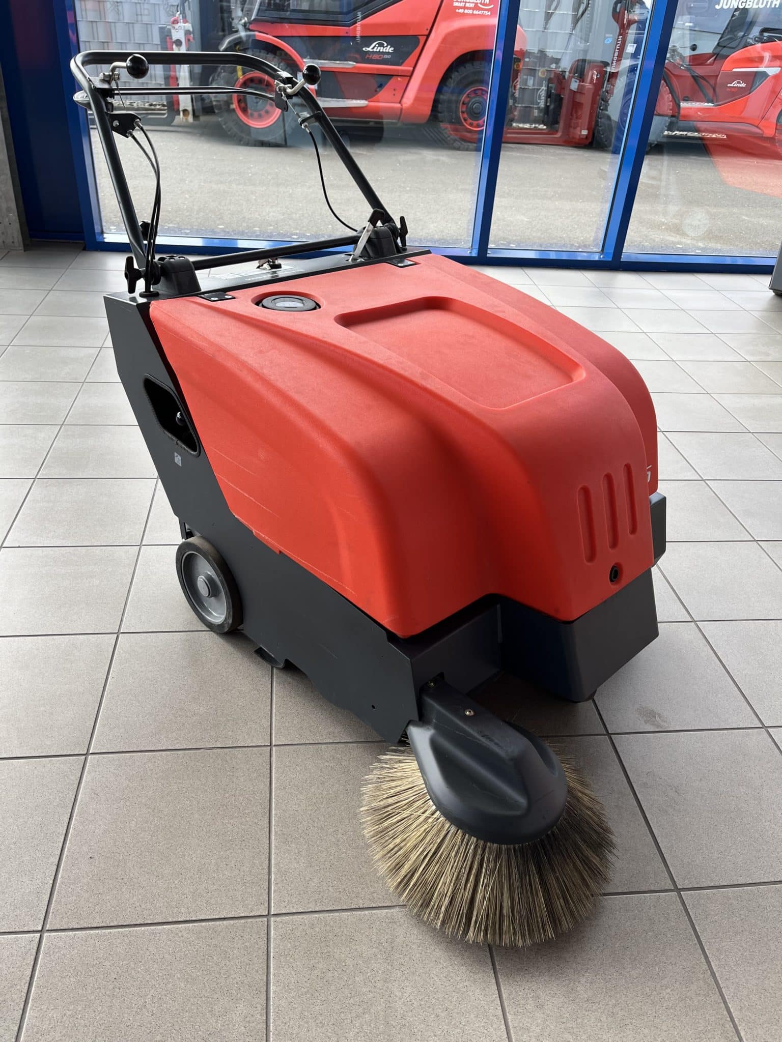 Gebrauchte Kehrsaugmaschine – Hako Sweepmaster B800