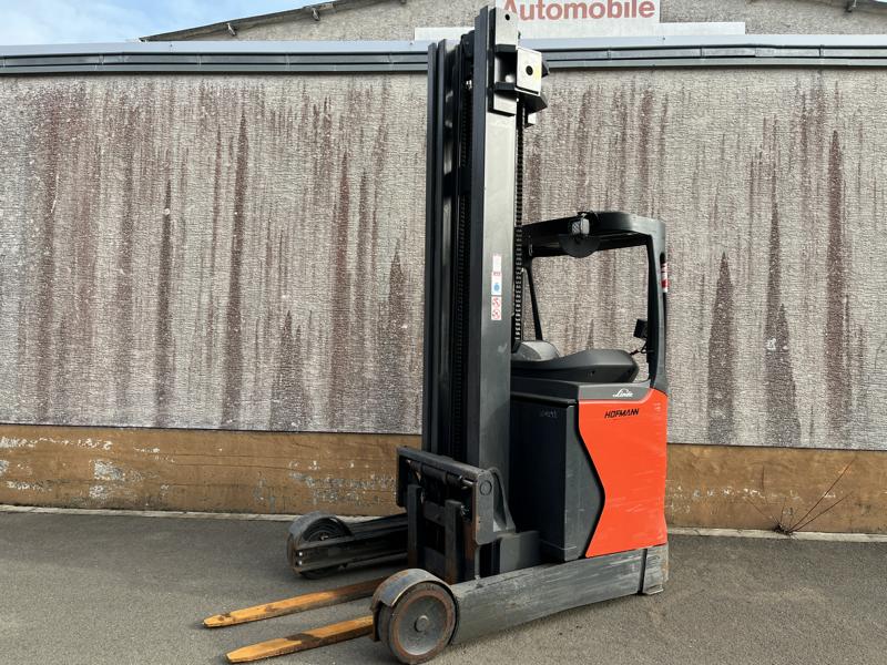 Gebrauchte Schubmaststapler – Linde R20