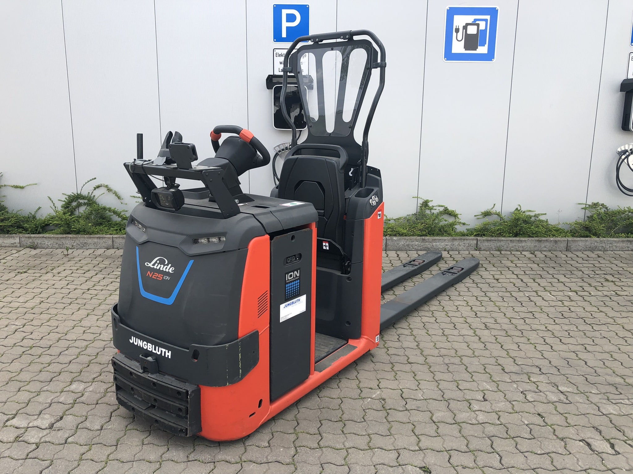 Gebrauchte Horizontalkommissionierer – Linde N25C