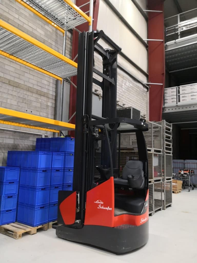 Gebrauchte Schubmaststapler – Linde R17X