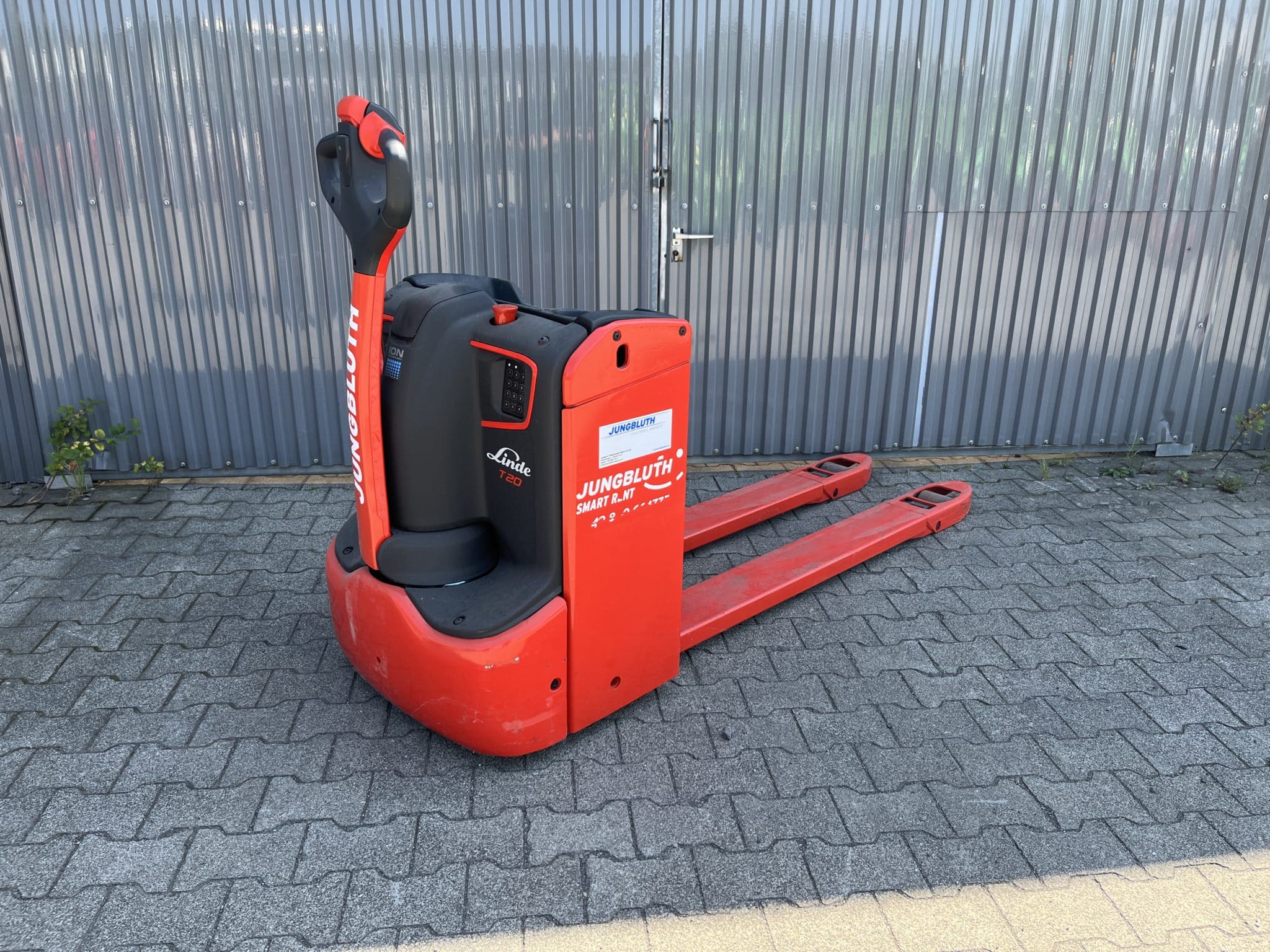 Gebrauchte Lagertechnik – Linde T20