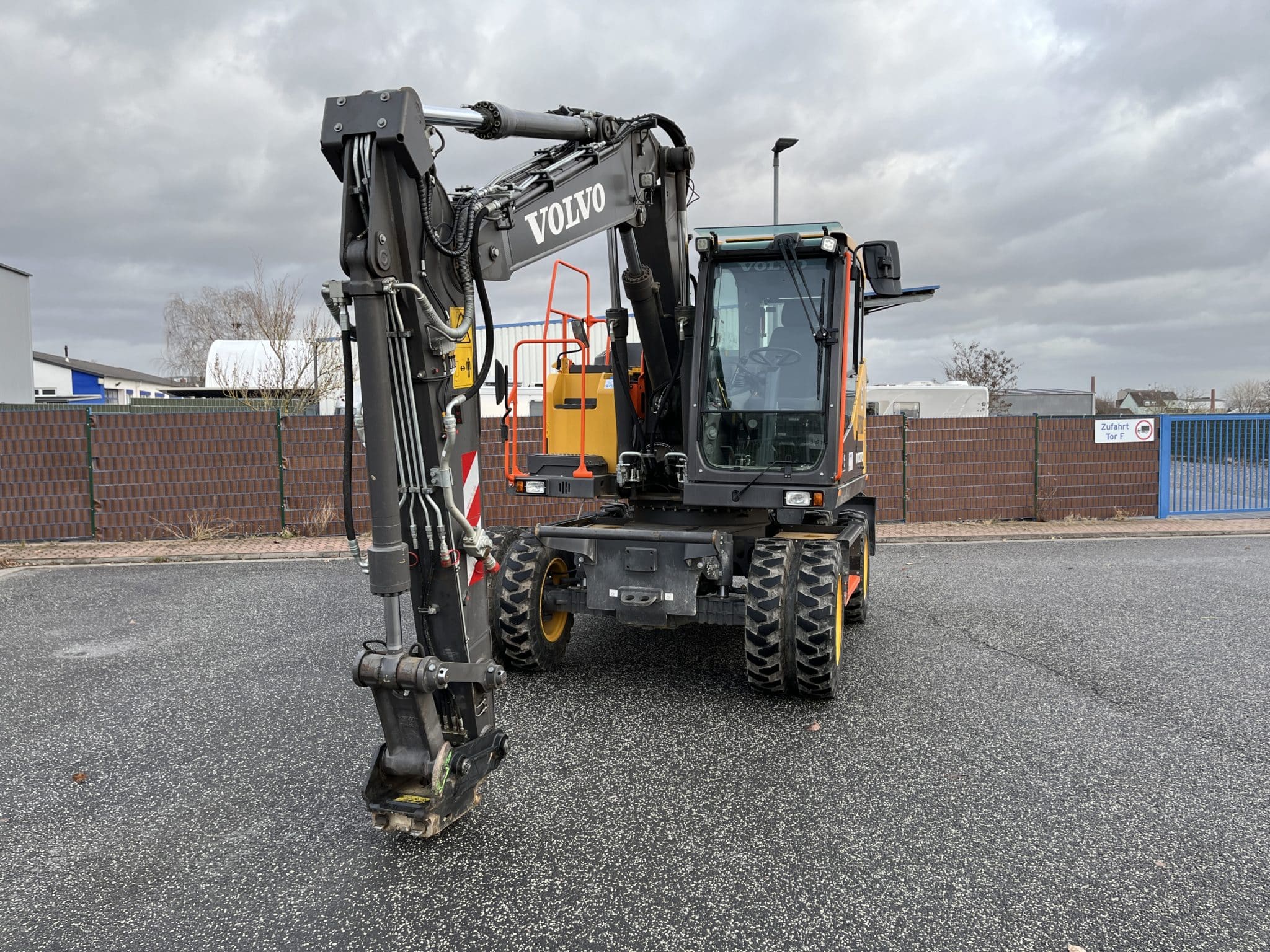 Gebrauchte Baumaschinen – Volvo EWR130E