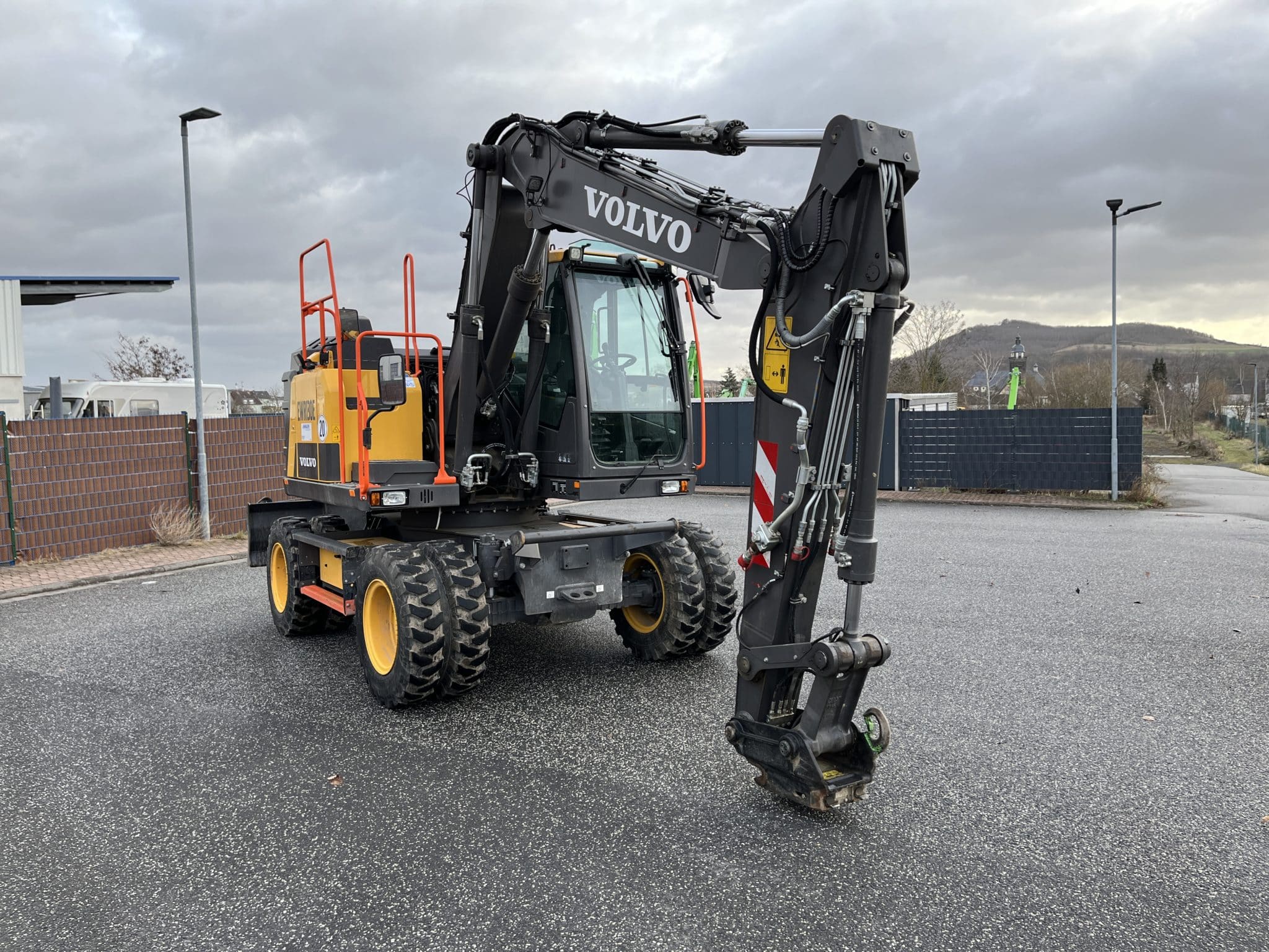 Gebrauchte Baumaschinen – Volvo EWR130E