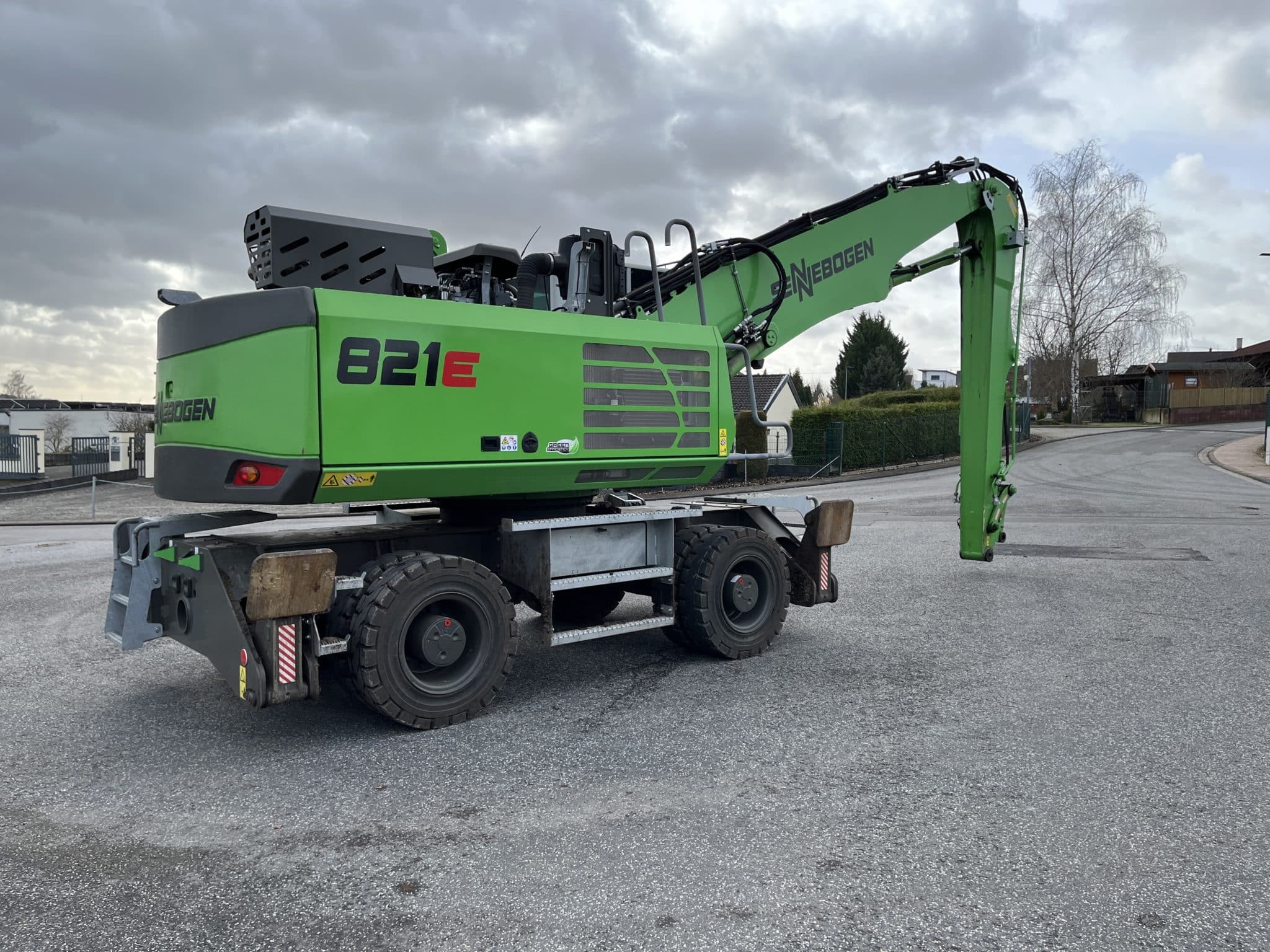 Gebrauchte Baumaschinen – Sennebogen 821