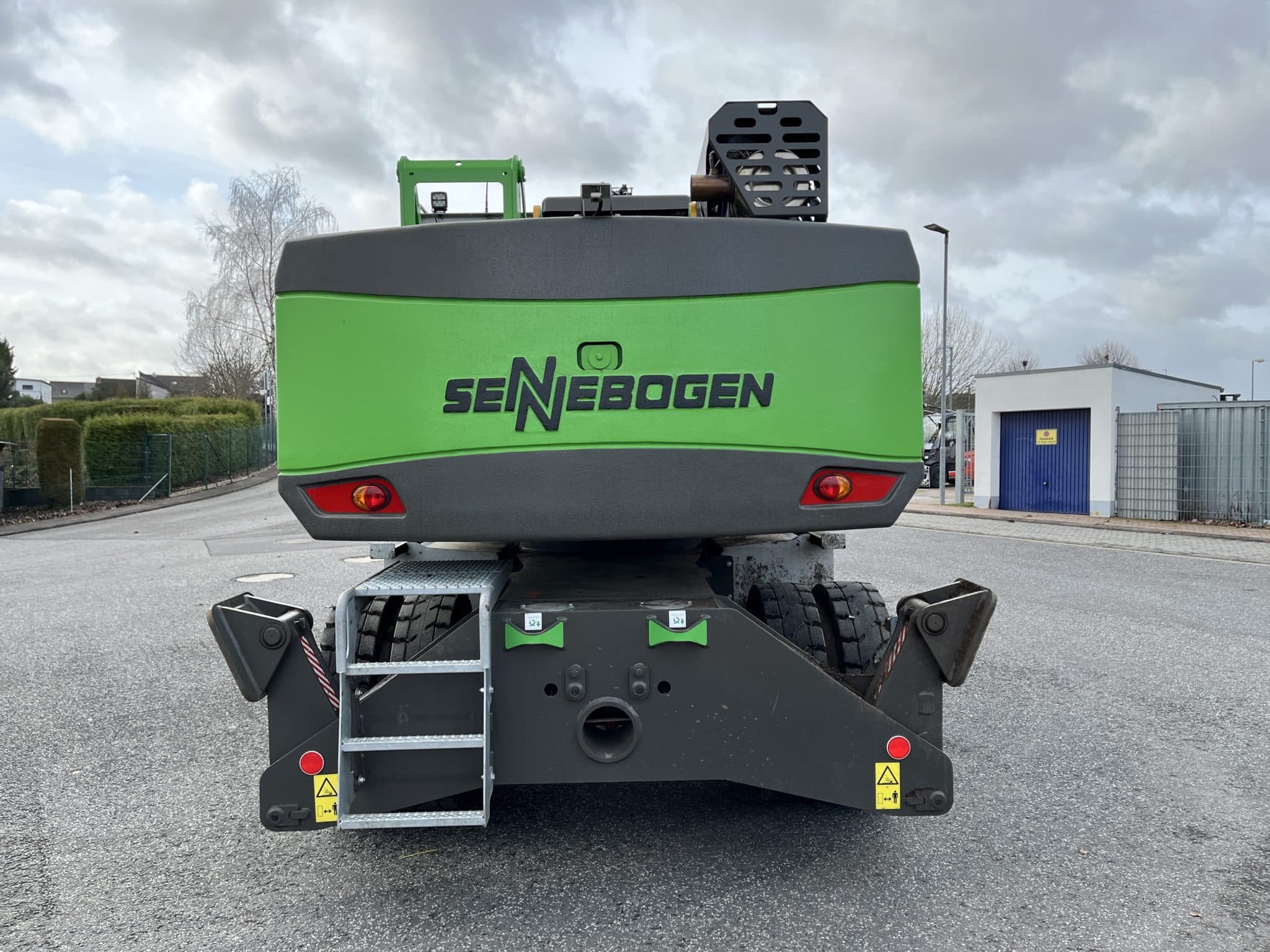 Gebrauchte Baumaschinen – Sennebogen 821