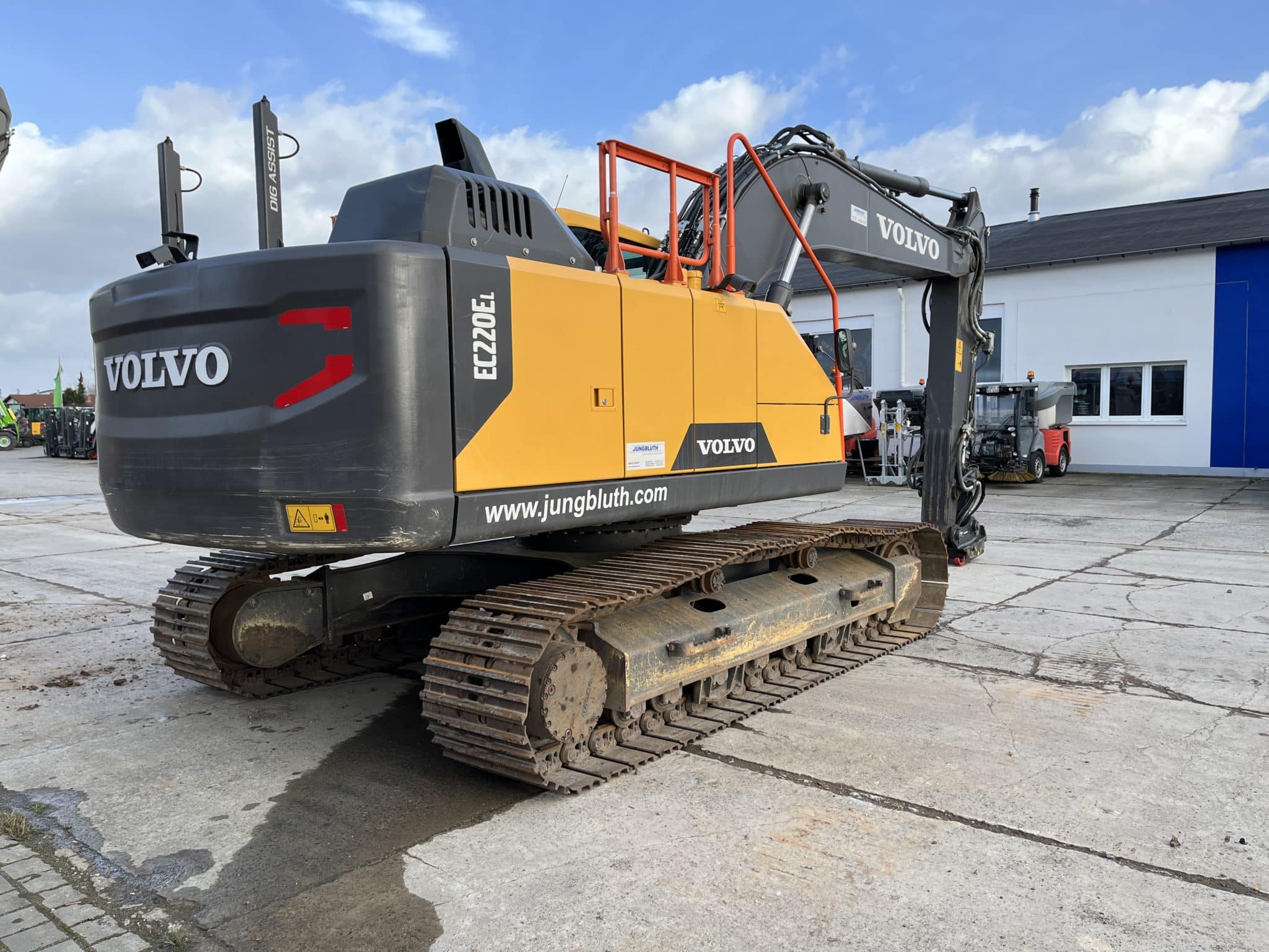 Gebrauchte Baumaschinen – Volvo EC220EL mit 2D Dig assist