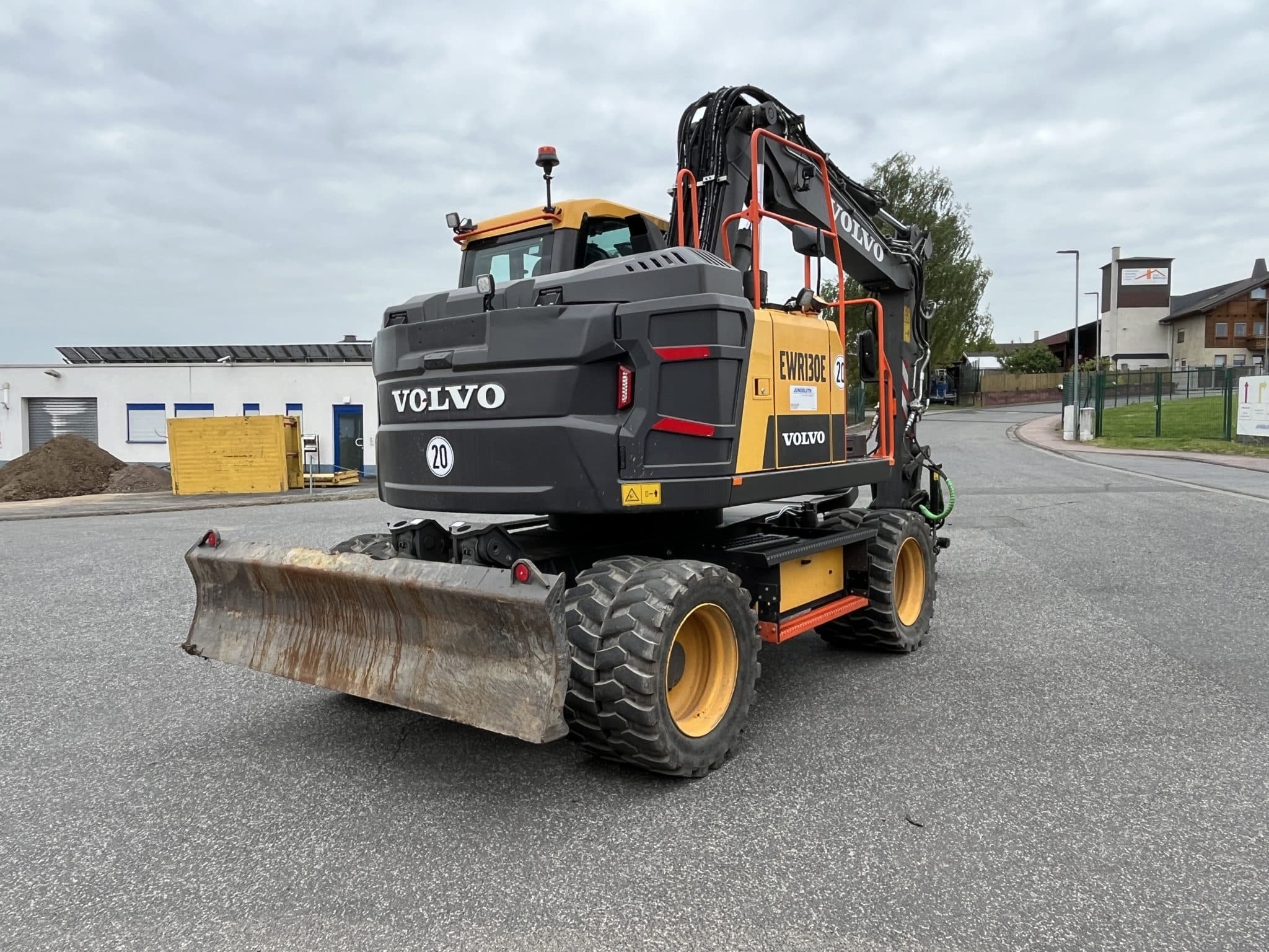 Gebrauchte Baumaschinen – Volvo EWR130E