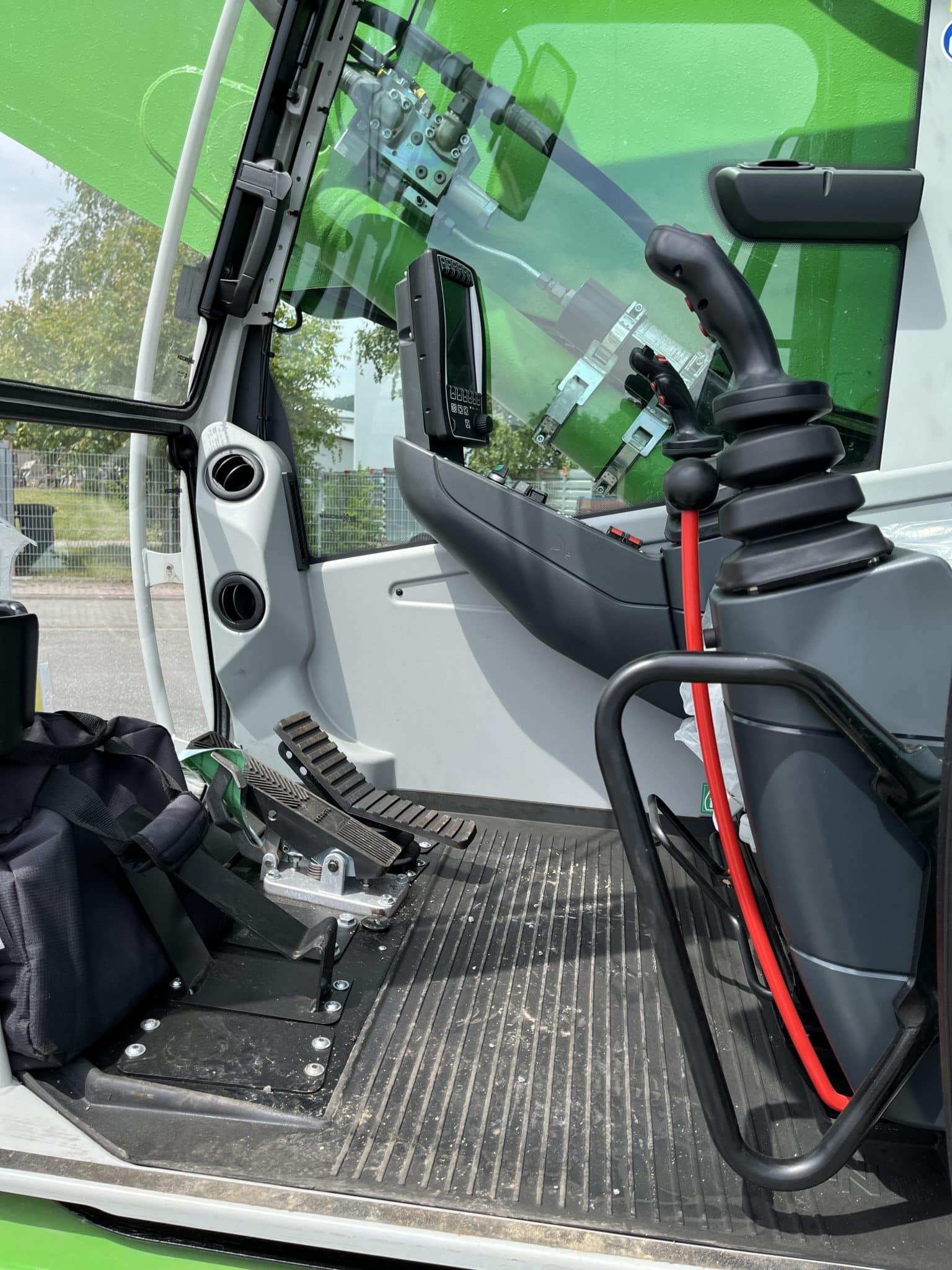 Gebrauchte Baumaschinen – Sennebogen 821ME