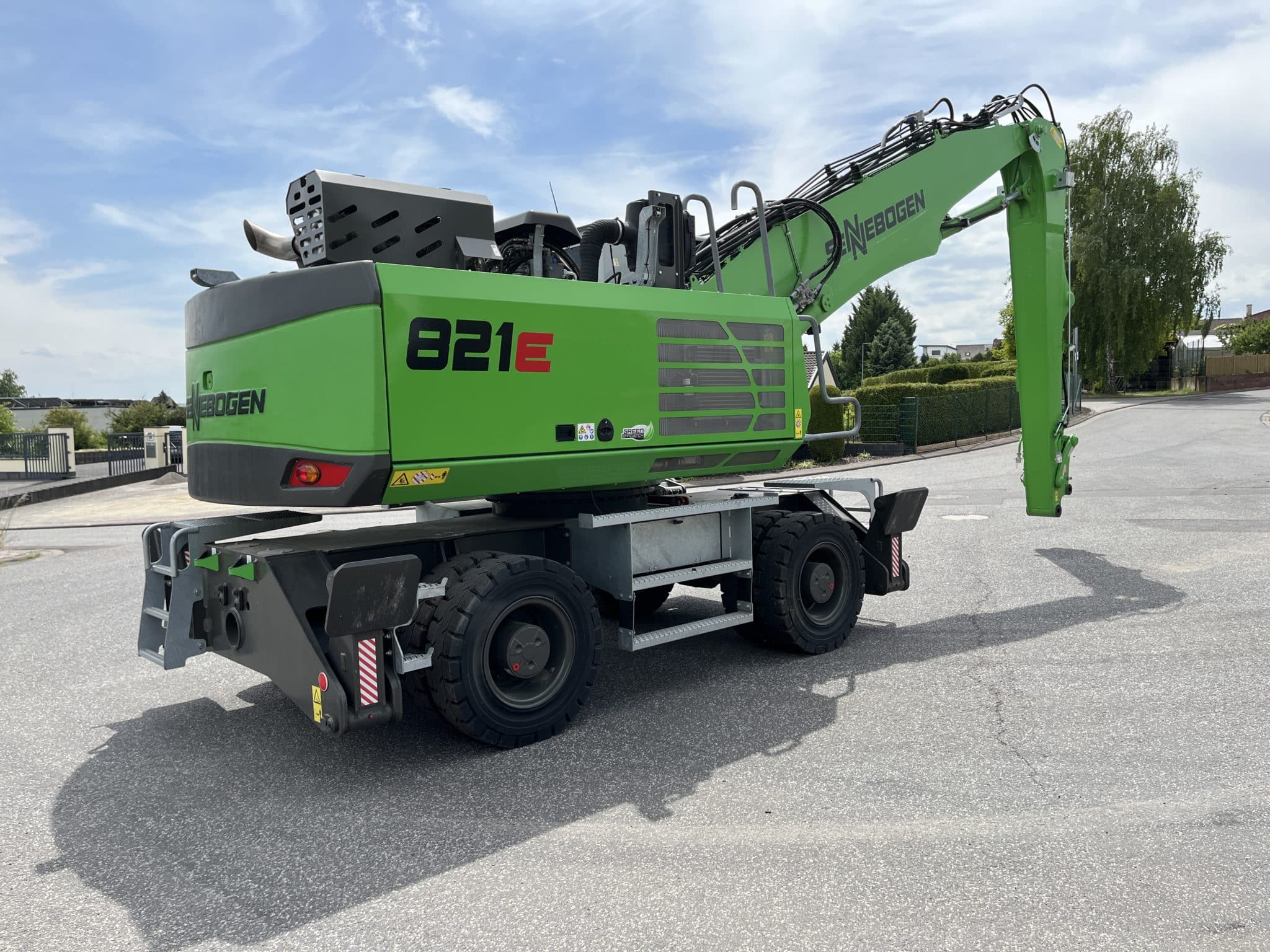 Gebrauchte Baumaschinen – Sennebogen 821ME