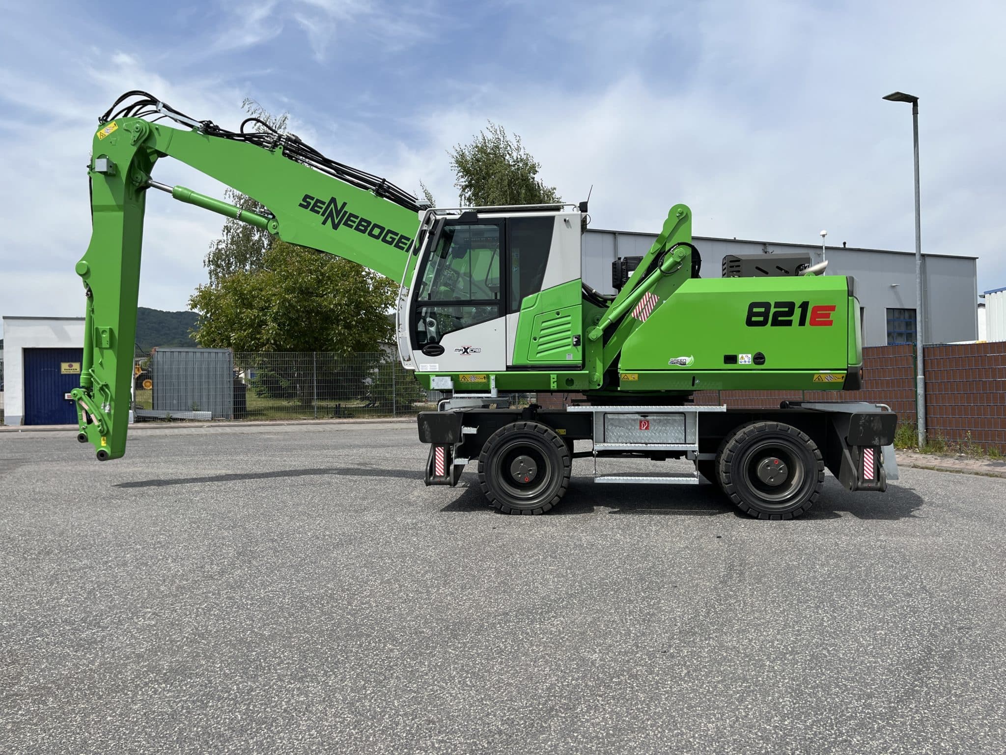 Gebrauchte Baumaschinen – Sennebogen 821ME