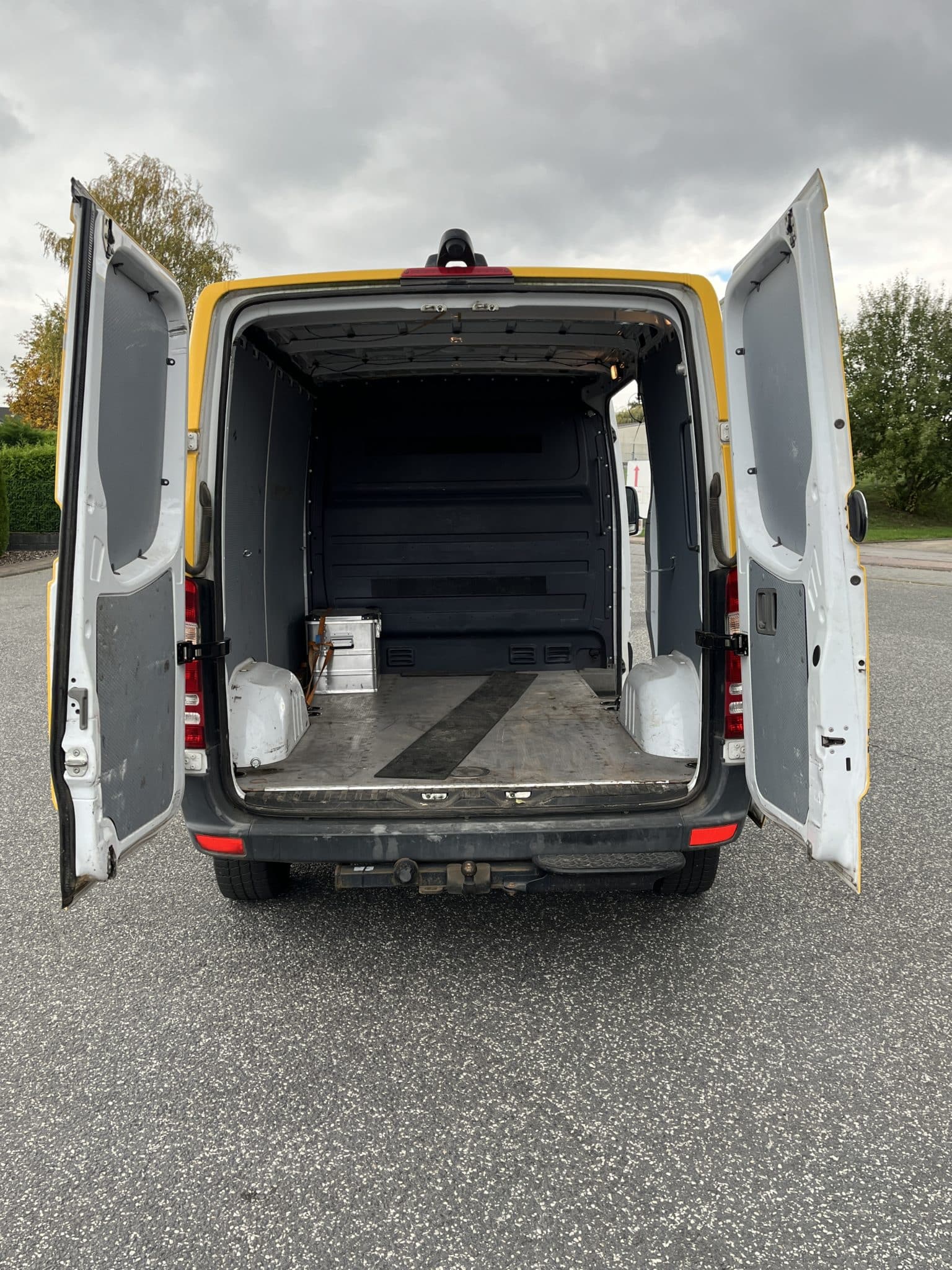 Gebrauchte Baumaschinen – Mercedes-Benz Sprinter