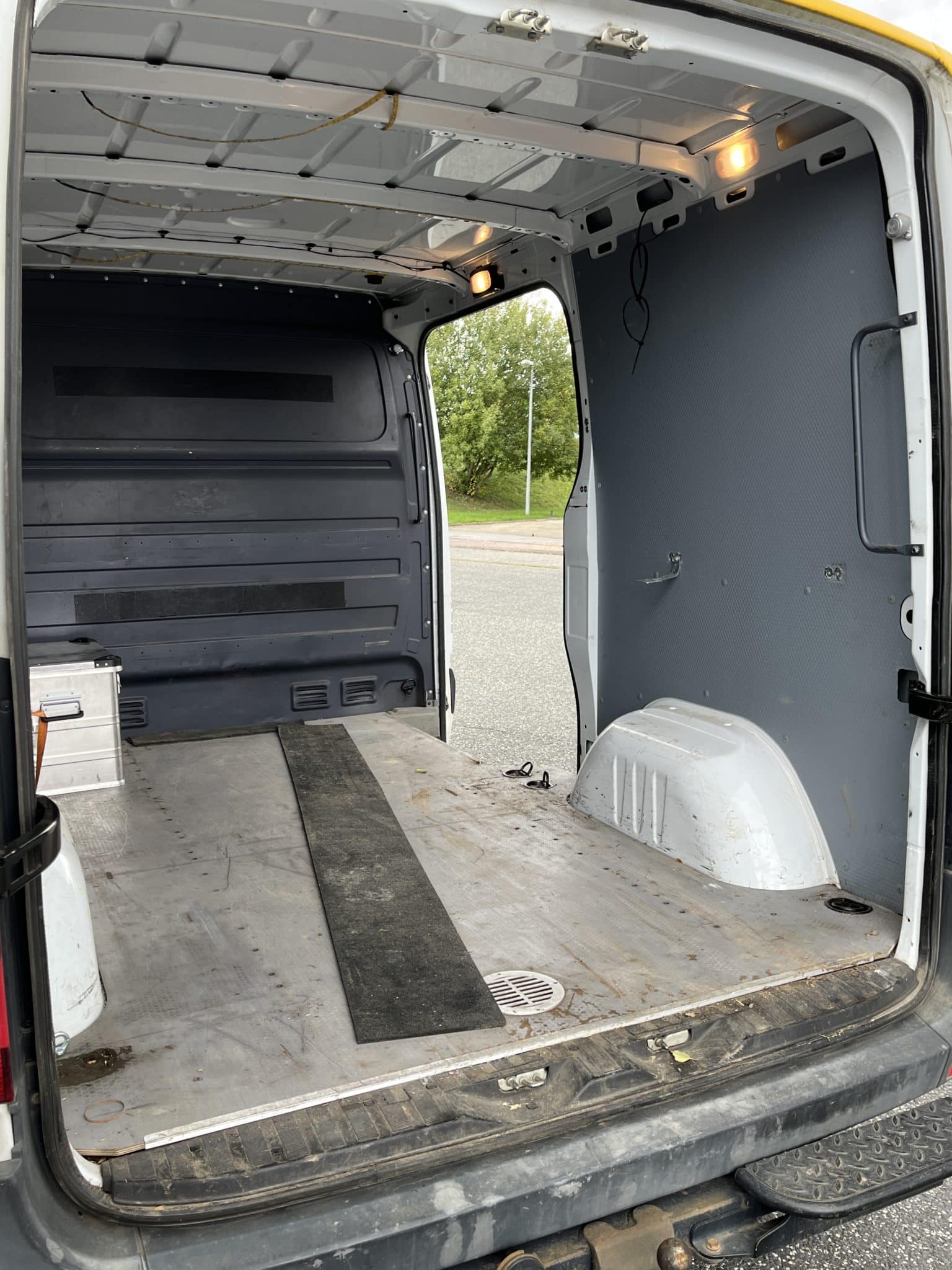 Gebrauchte Baumaschinen – Mercedes-Benz Sprinter