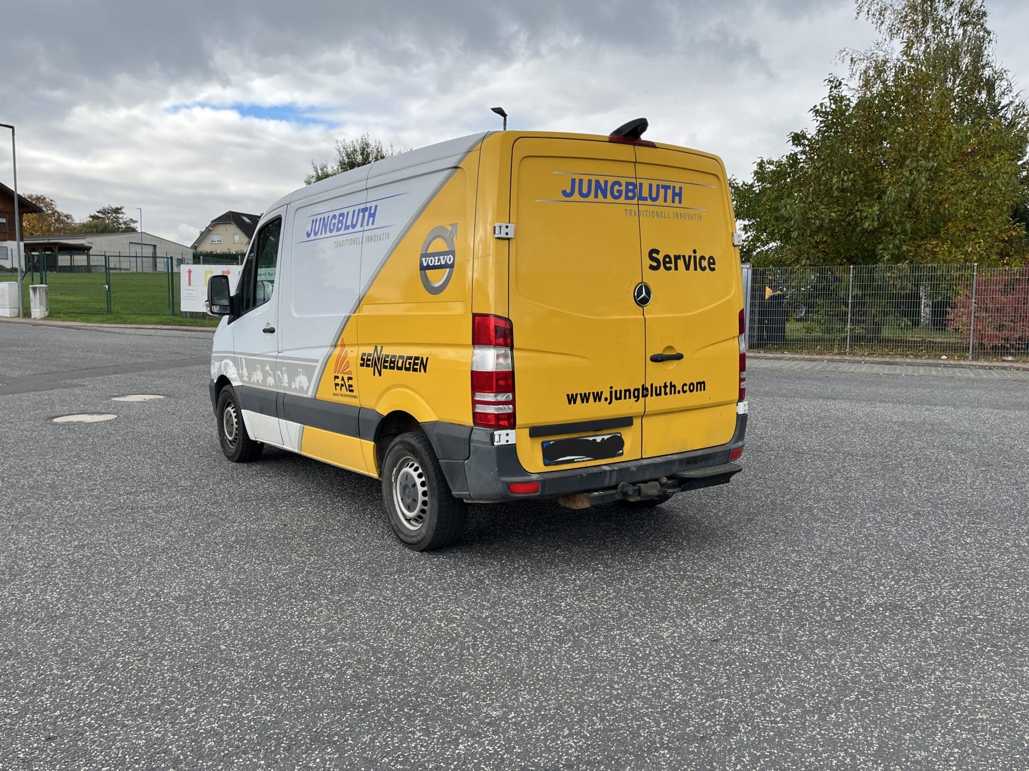 Gebrauchte Baumaschinen – Mercedes-Benz Sprinter