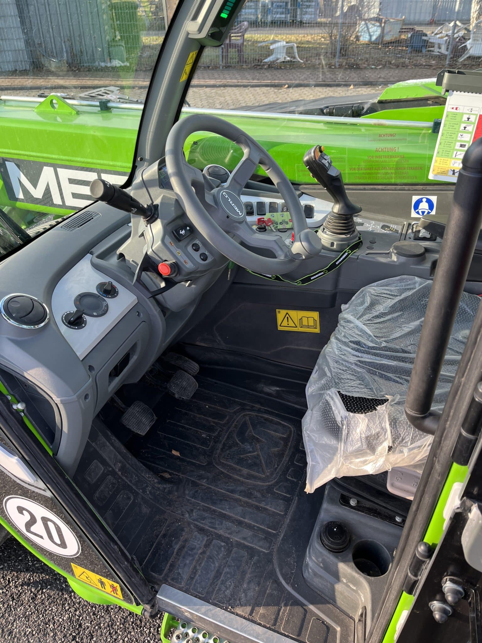 Gebrauchte Baumaschinen – Merlo P30.10